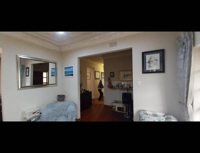 2 BEDROOM HOUSE FOR SALE IN PRIMROSE HILL